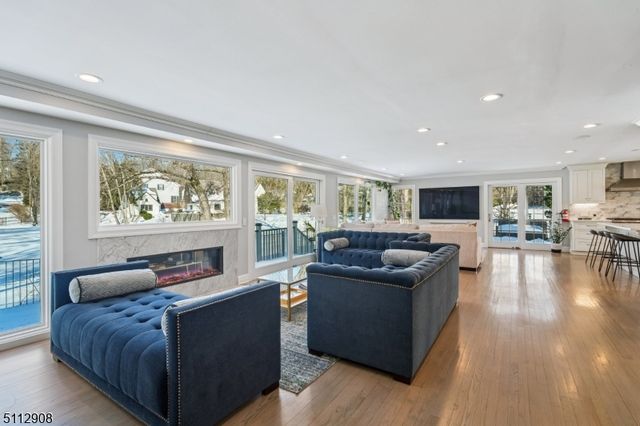 5 Farley Rd, Millburn Twp., NJ 07078