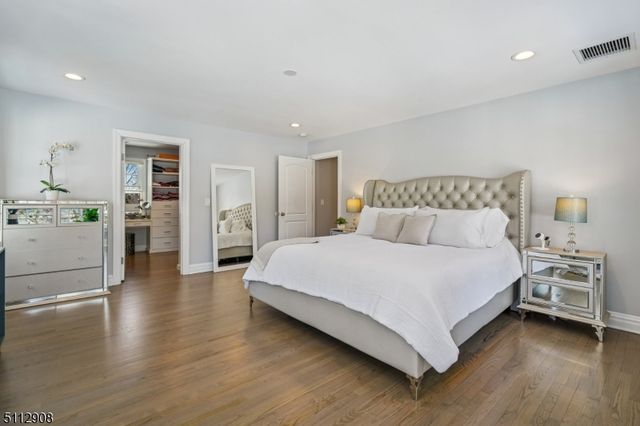 5 Farley Rd, Millburn Twp., NJ 07078