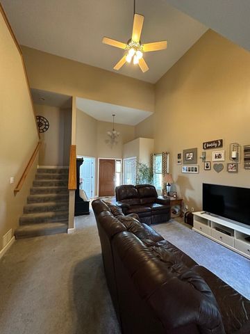 1716 Kingtree Drive, Morris, IL 60450