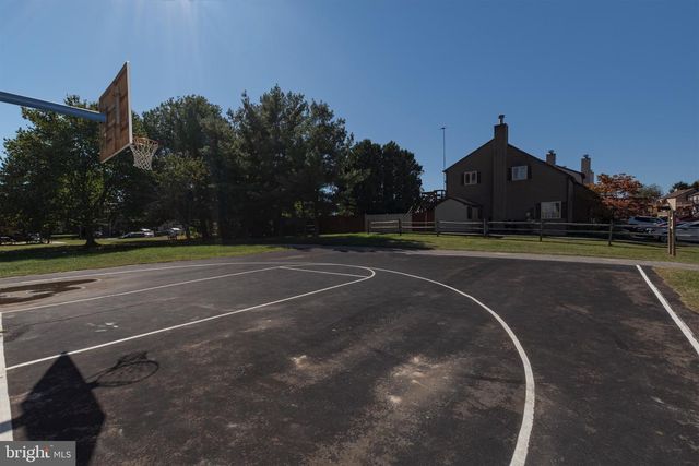 59 VALLEY CIR, Newark, DE 19711