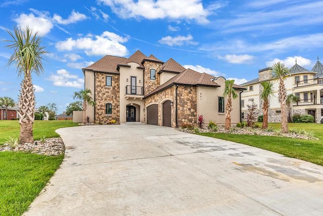 891 Waterton Ave., Myrtle Beach, SC 29579