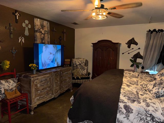 13880 Top Gun Drive, Frankston, TX 75763