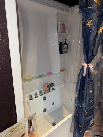 13880 Top Gun Drive, Frankston, TX 75763