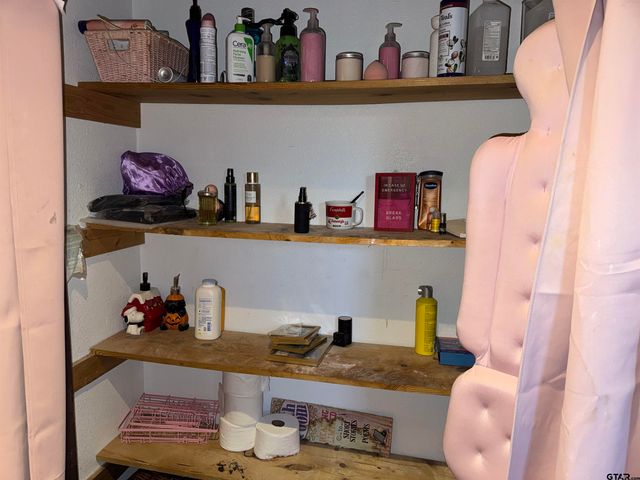 13880 Top Gun Drive, Frankston, TX 75763