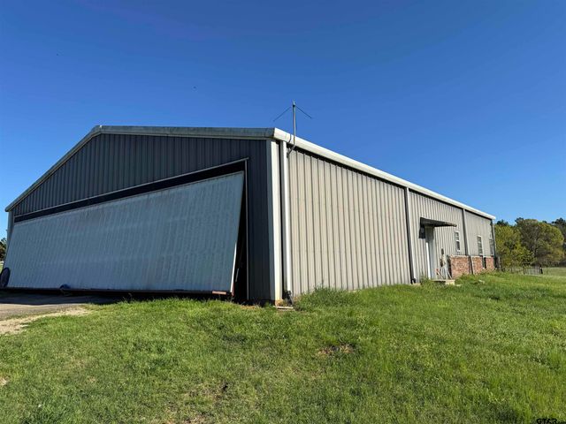 13880 Top Gun Drive, Frankston, TX 75763