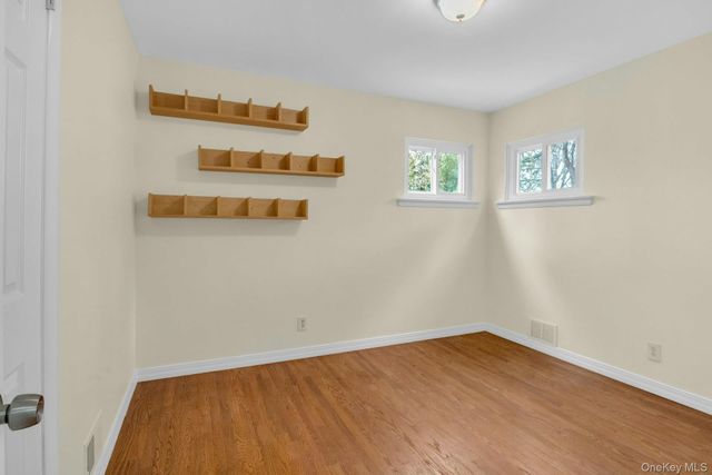 9 Virginia Avenue, Dobbs Ferry, NY 10522