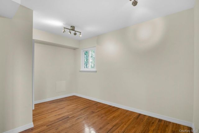 9 Virginia Avenue, Dobbs Ferry, NY 10522