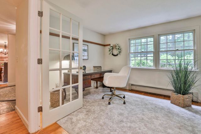 24 Cricket Hill Drive, Amherst, NH 03031