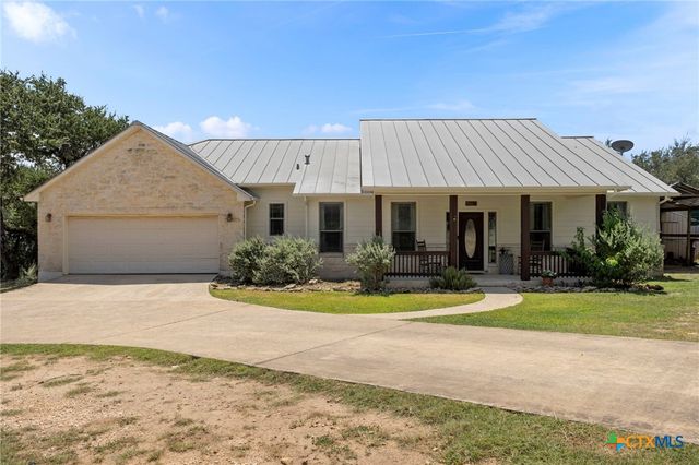 2700 Skyline Drive, Canyon Lake, TX 78133
