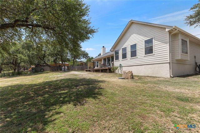 2700 Skyline Drive, Canyon Lake, TX 78133
