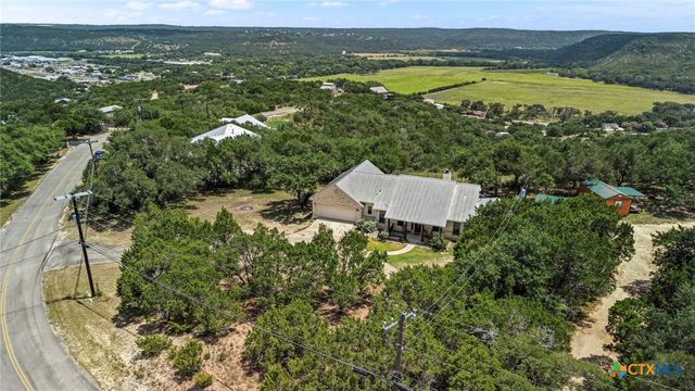 2700 Skyline Drive, Canyon Lake, TX 78133