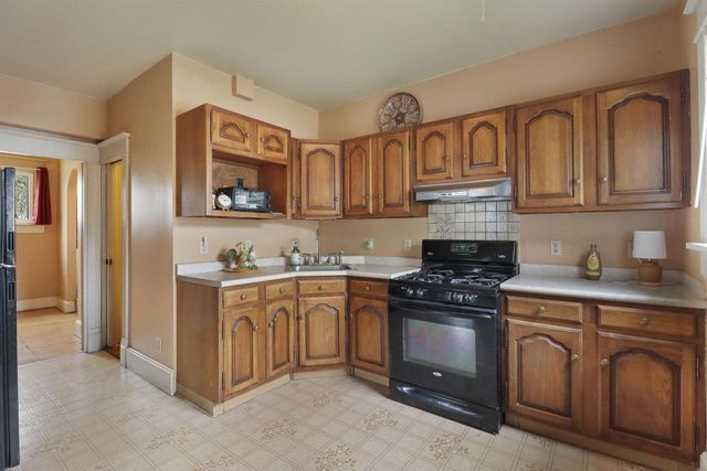 907 Chicago STREET, Racine, WI 53405
