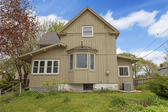 907 Chicago STREET, Racine, WI 53405