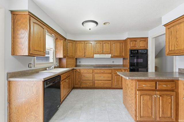 3310 Blackfoot Court, Fort Wayne, IN 46815