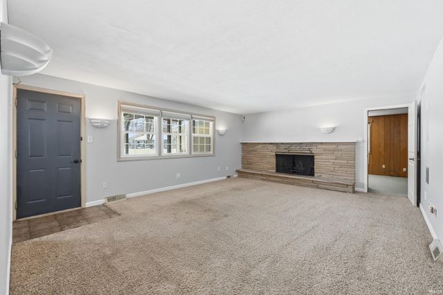 3310 Blackfoot Court, Fort Wayne, IN 46815