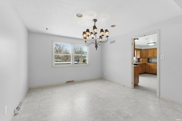 3310 Blackfoot Court, Fort Wayne, IN 46815