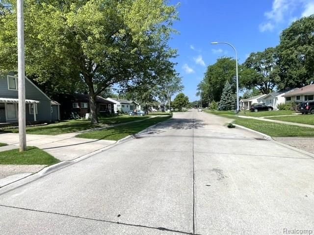 31415 Glen Street, Westland, MI 48186