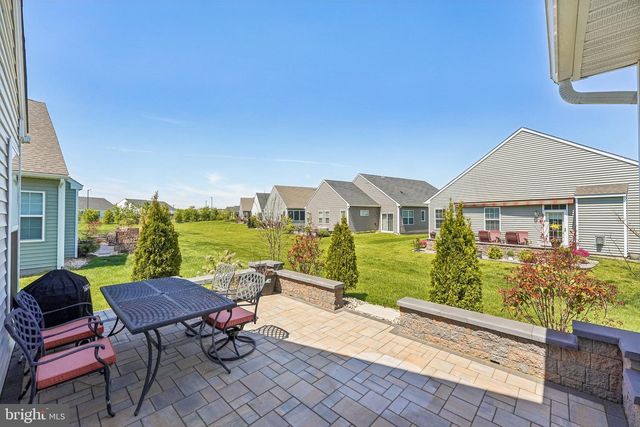 16 MUSEUM DR, Eastampton, NJ 08060