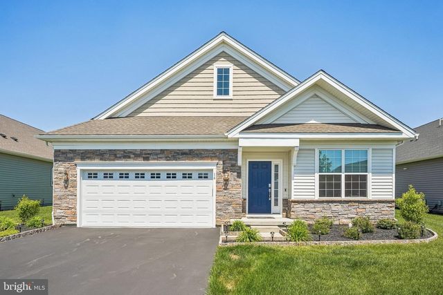 16 MUSEUM DR, Eastampton, NJ 08060