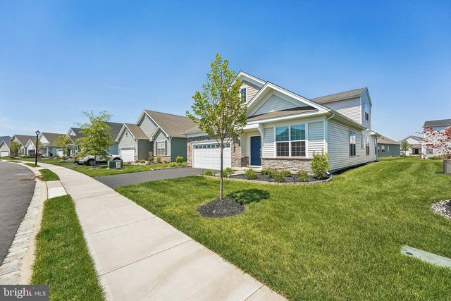 16 MUSEUM DR, Eastampton, NJ 08060
