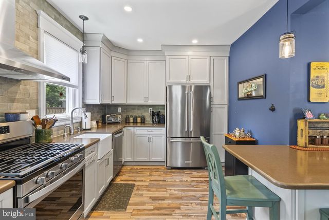 914 LINWOOD AVE, Collingswood, NJ 08108