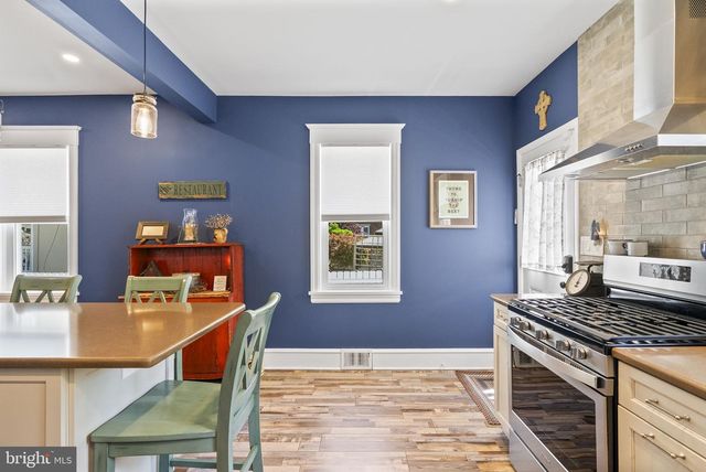 914 LINWOOD AVE, Collingswood, NJ 08108