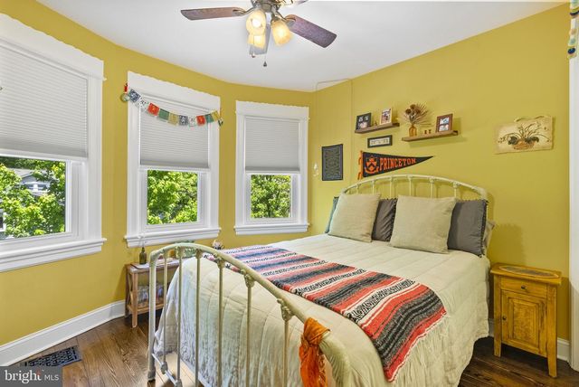 914 LINWOOD AVE, Collingswood, NJ 08108