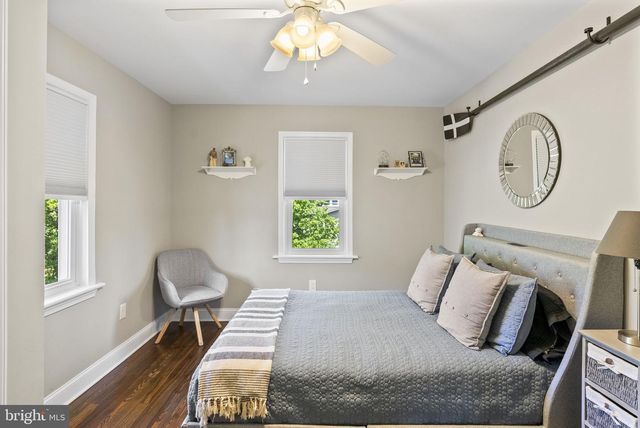 914 LINWOOD AVE, Collingswood, NJ 08108