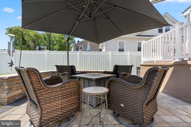 914 LINWOOD AVE, Collingswood, NJ 08108