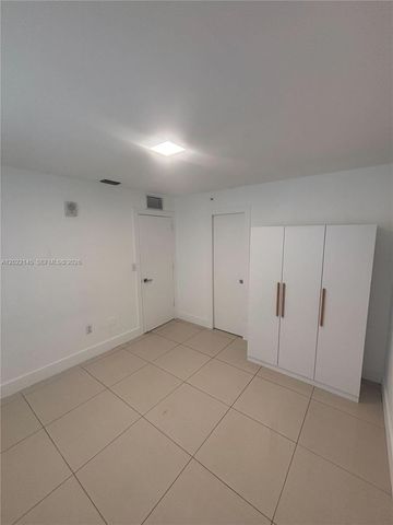 821 SW 18th Ave 201, Miami, FL 33135