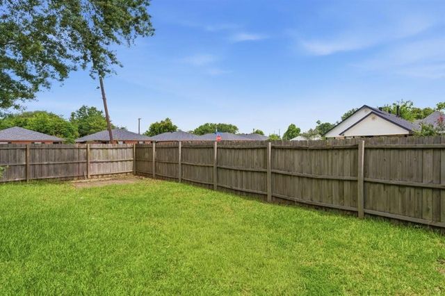 18 Center Avenue, Sulphur, LA 70663