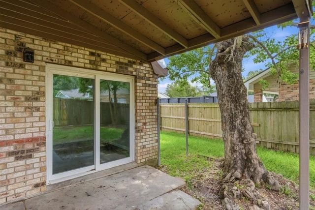 18 Center Avenue, Sulphur, LA 70663