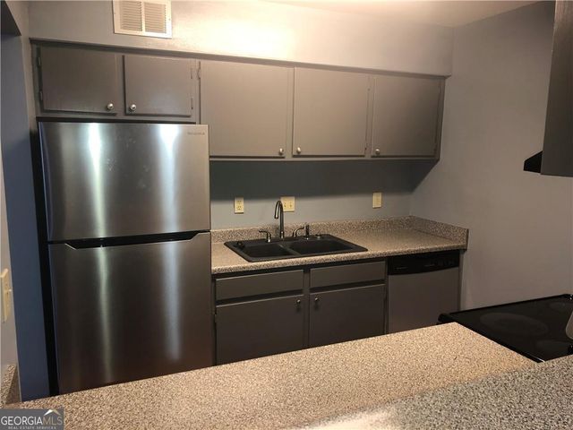 2213 Huntingdon Chase, Sandy Springs, GA 30350