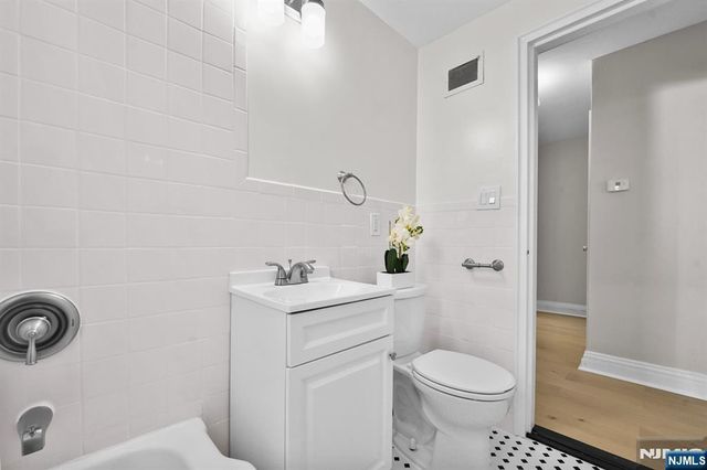 191 Midland Place, Newark, NJ 07106