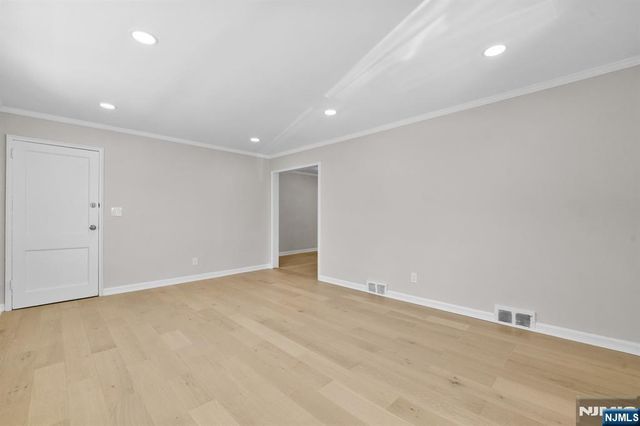 191 Midland Place, Newark, NJ 07106