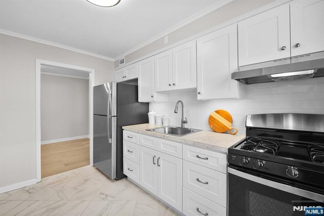 191 Midland Place, Newark, NJ 07106