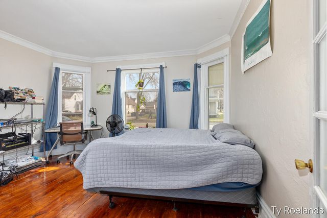 334 Central Avenue, Holland, MI 49423