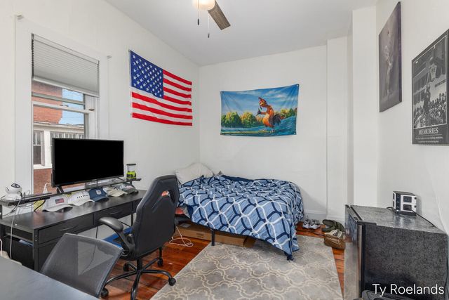 334 Central Avenue, Holland, MI 49423