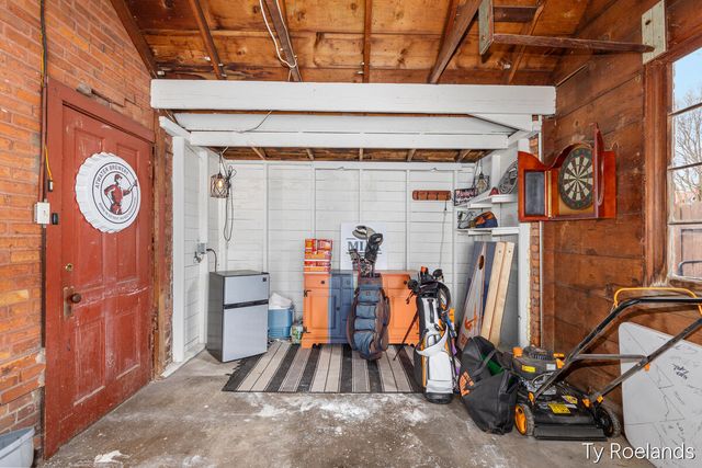 334 Central Avenue, Holland, MI 49423