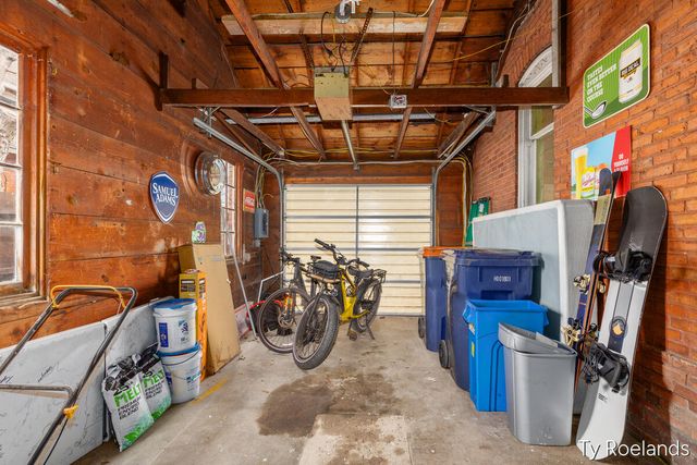 334 Central Avenue, Holland, MI 49423