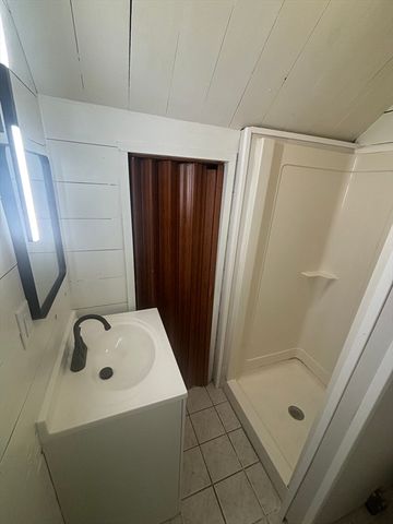 261 Plymouth Street 8, East Bridgewater, MA 02333