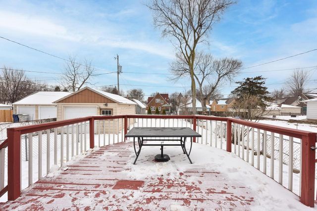 3019 N 74th STREET, Milwaukee, WI 53210