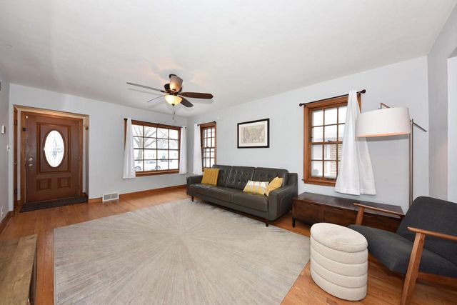 3019 N 74th STREET, Milwaukee, WI 53210