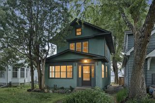 712 Cedar Lake Road S, Minneapolis, MN 55405