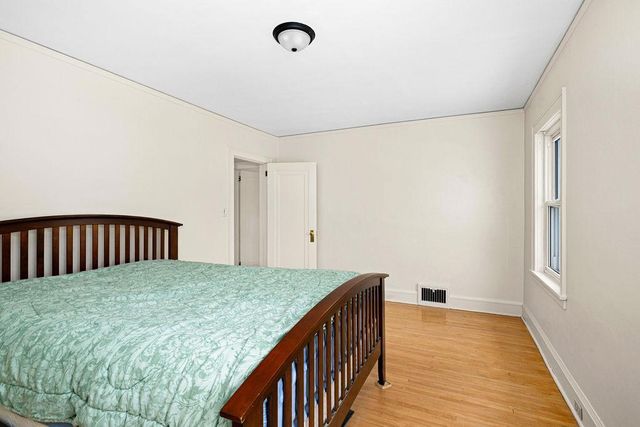 2815 E 2nd Street, Duluth, MN 55812