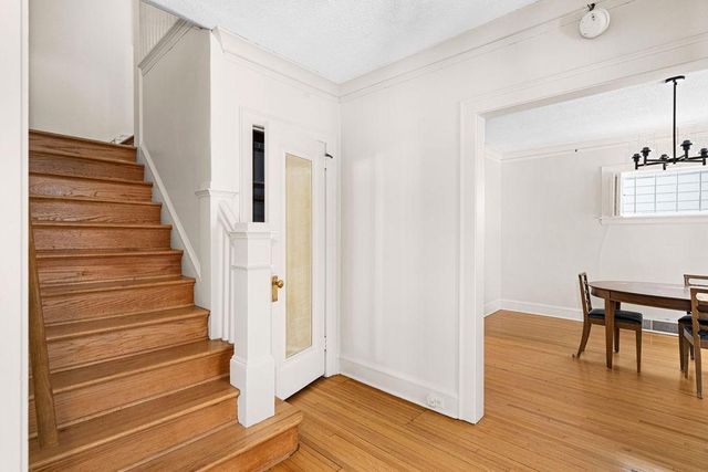 2815 E 2nd Street, Duluth, MN 55812