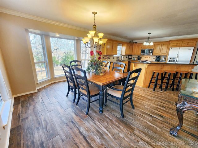 20136 W Chicken Creek Road, Cookson, OK 74427