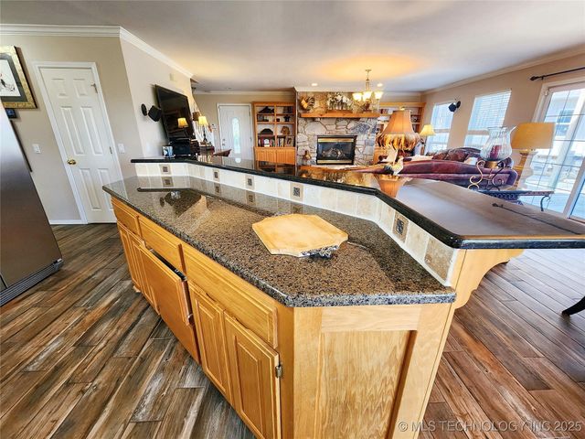 20136 W Chicken Creek Road, Cookson, OK 74427