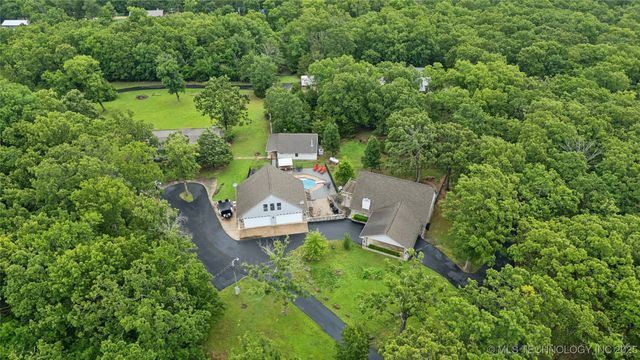 20136 W Chicken Creek Road, Cookson, OK 74427