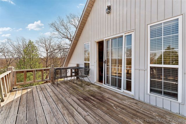 20136 W Chicken Creek Road, Cookson, OK 74427